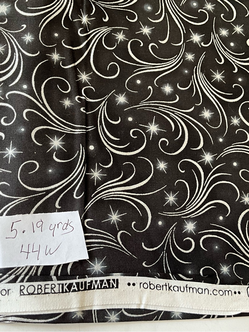 Quilting Robert Kaufman Winter's Grandeur #17328 Black Silver Star 5.19 Yds